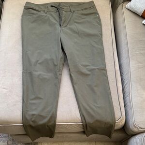 Lululemon ABC Slim Fit 30” inseam